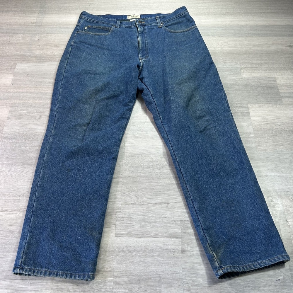 L.L. Bean Classic Fit Jeans Mens 37x30 Blue Straight Fleece Lined Denim Med Wash